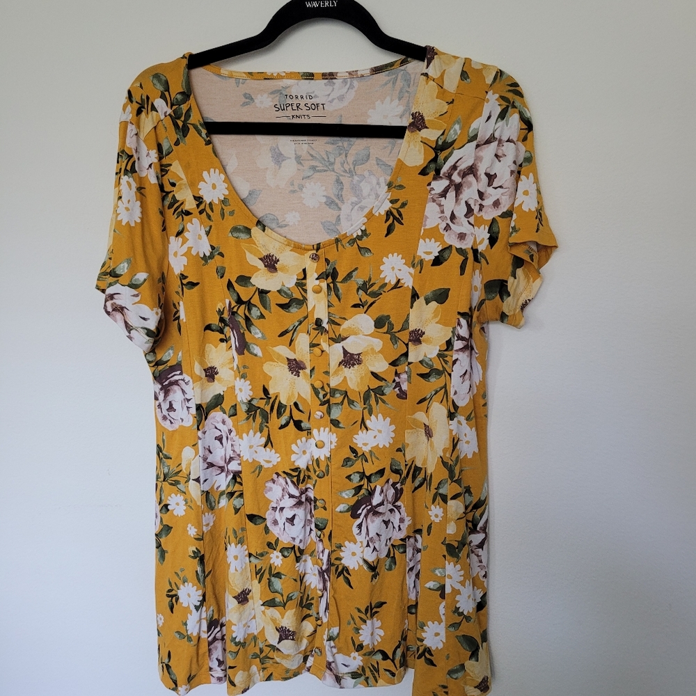 Torrid Floral Knit Shirt